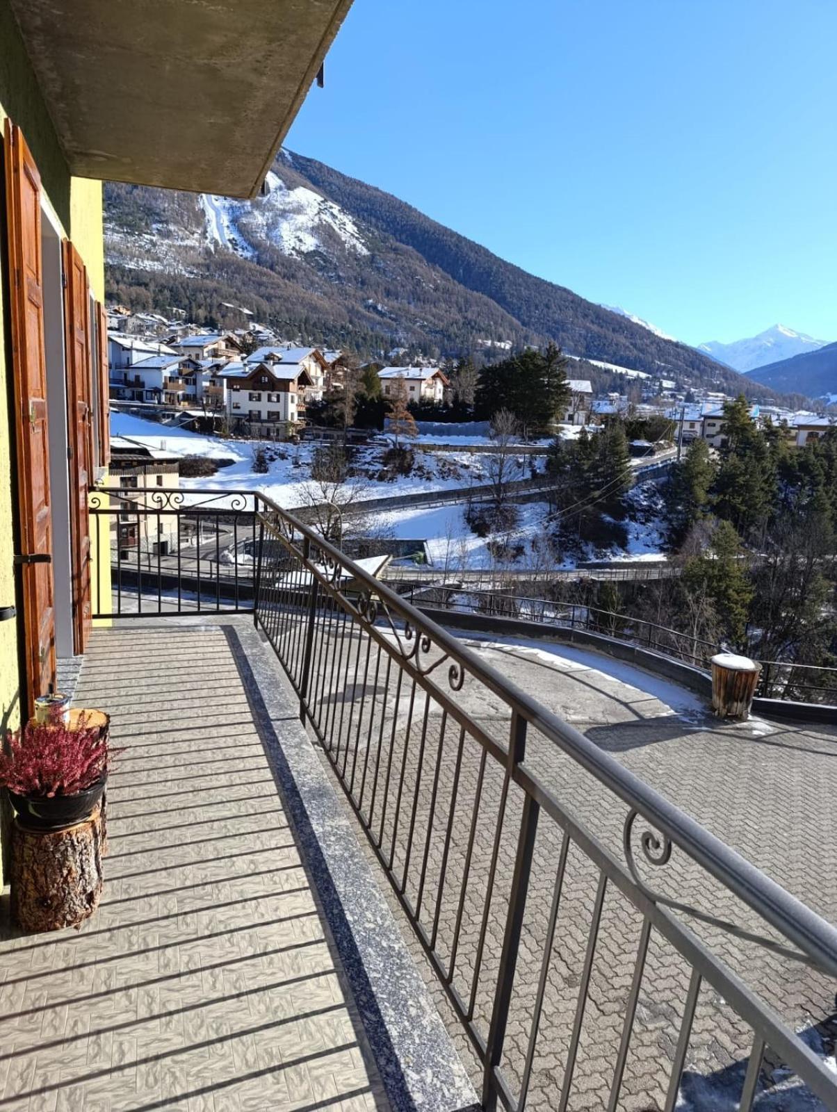 Casa Bellavista Apartment Premadio Bagian luar foto